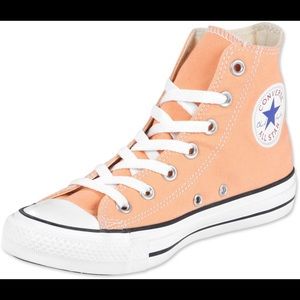 Peach Converse HighTops 🍑